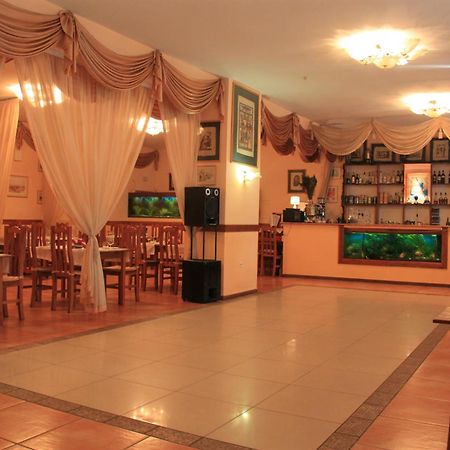 Alexandria Hotel Прилуки Екстер'єр фото